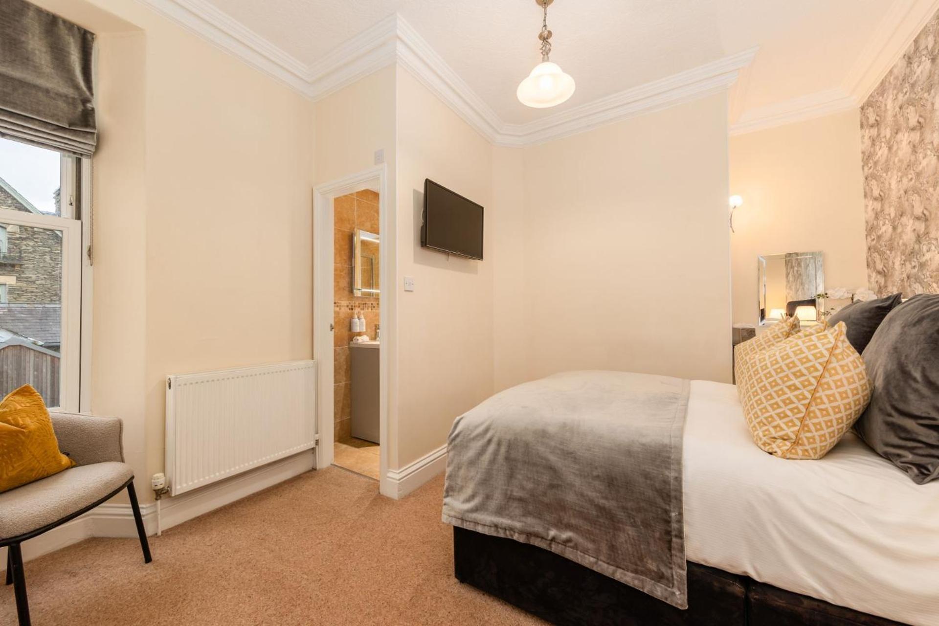 Wheatlands Lodge-Windermere - Guest House Of The Year 2024 - Adult Only - Free Car Park Экстерьер фото