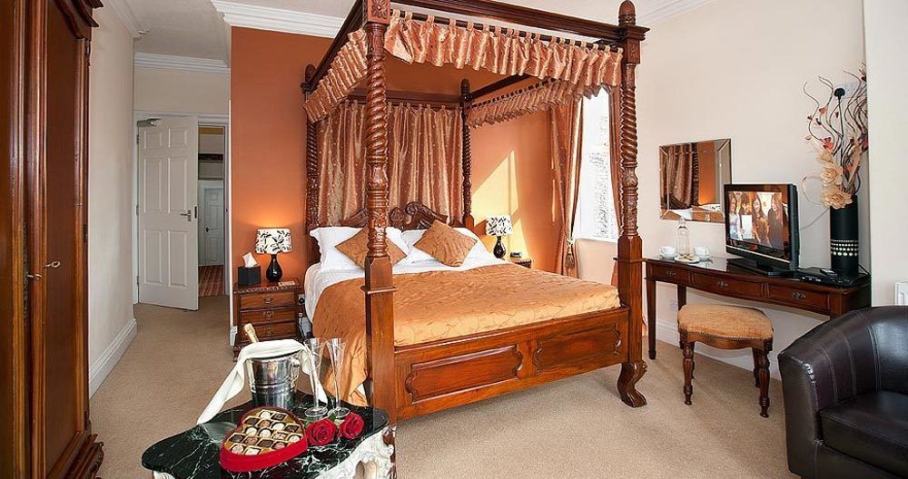 Wheatlands Lodge-Windermere - Guest House Of The Year 2024 - Adult Only - Free Car Park Экстерьер фото